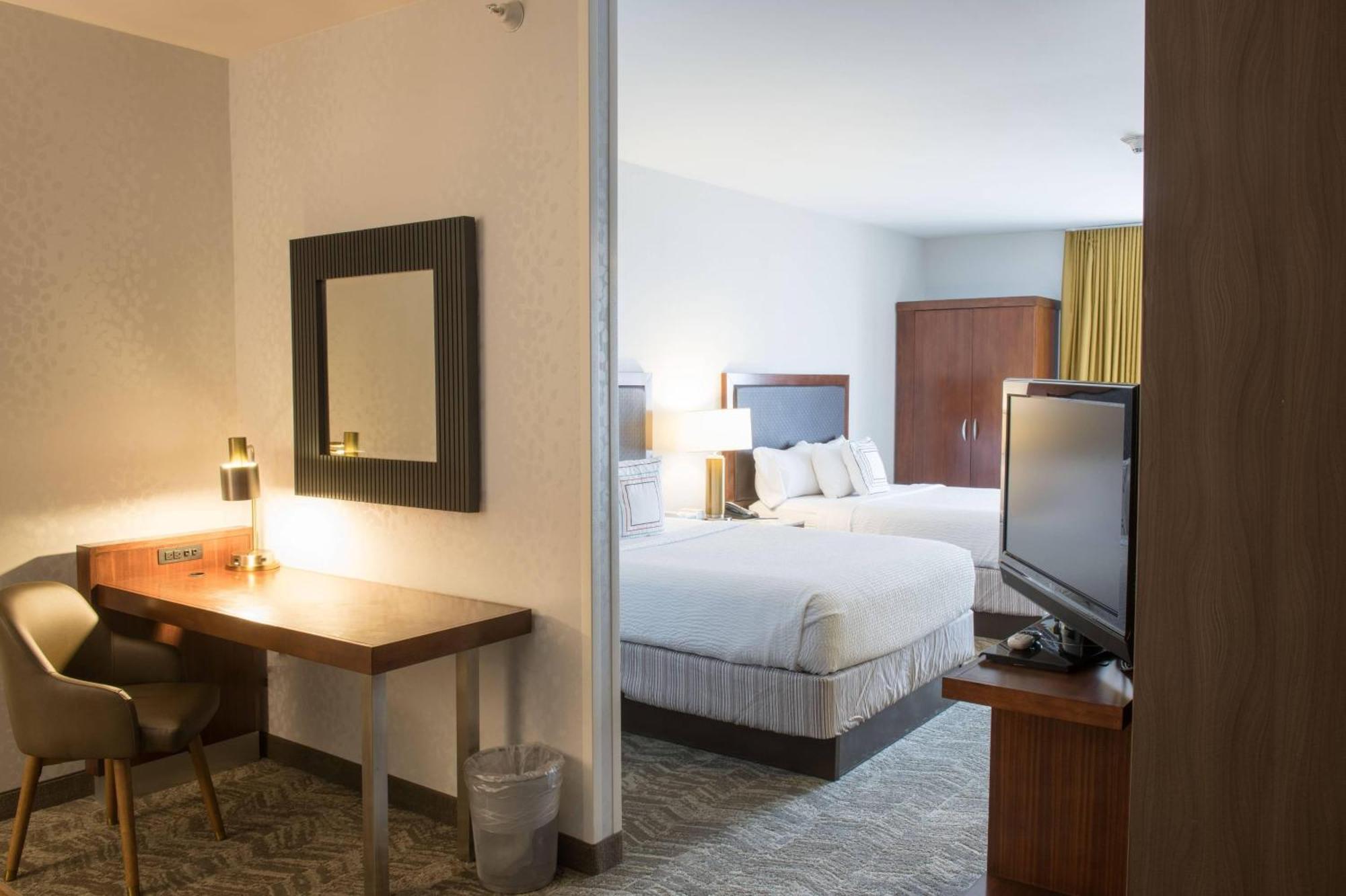Springhill By Marriott Hotel
