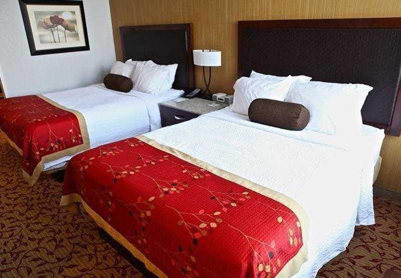 Springhill By Marriott Hotel